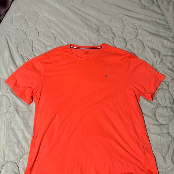 Tommy Hilfiger Orange T-Shirt - Picture 1 of 3